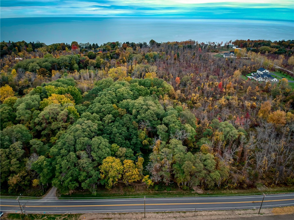 photo 0: 1840 Lake Rd Road, Webster NY 14580
