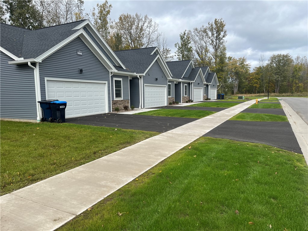 photo 4 : 2104 Community Lane Community Lane 3C, Ontario NY 14519