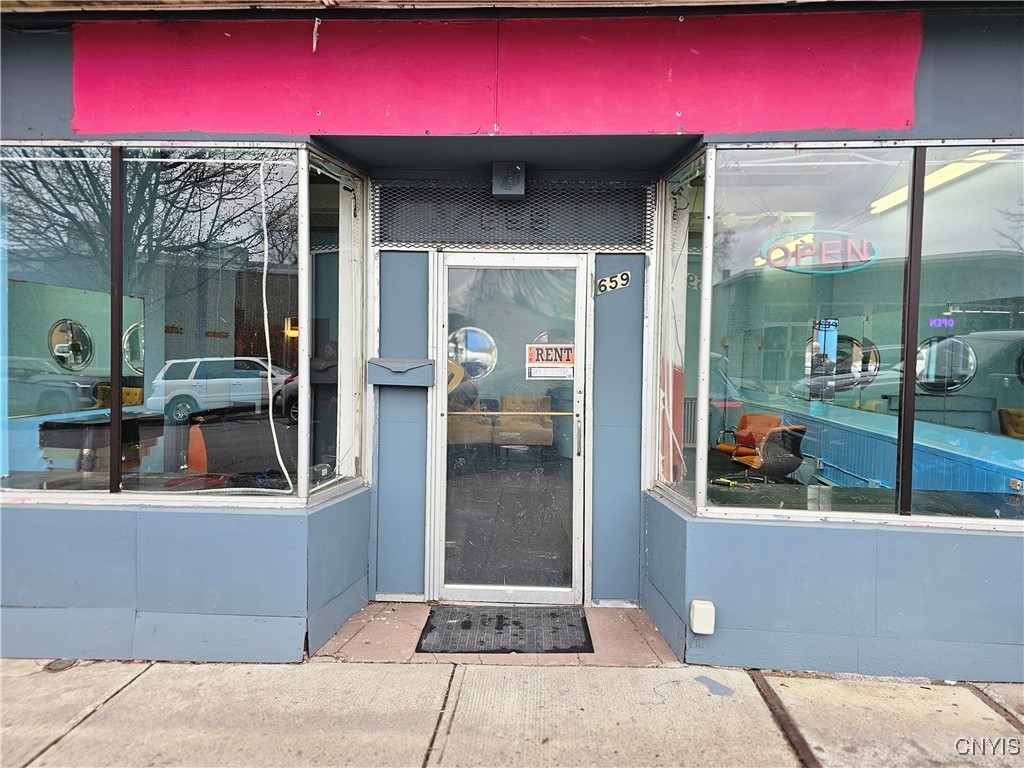 photo 3 : 659 Bleecker Street, Utica NY 13501