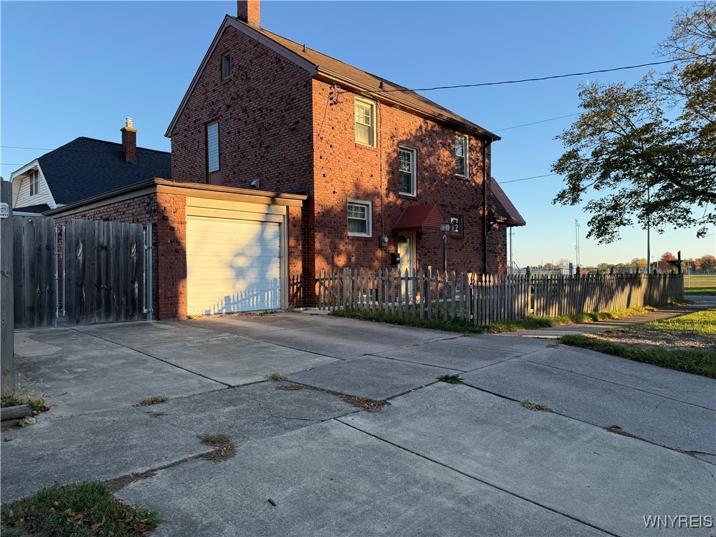 photo undefined: 2902 Linwood Avenue, Niagara Falls NY 14305