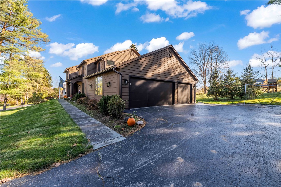 photo undefined: 26 Wood Stone Rise, Pittsford NY 14534