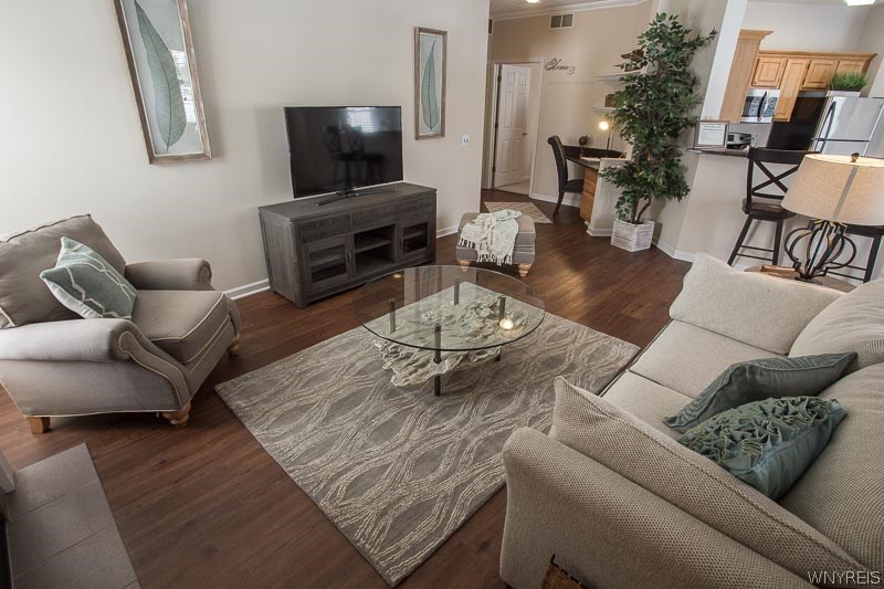 photo 2 : 10 Arielle Court C-PLAN, Amherst NY 14221