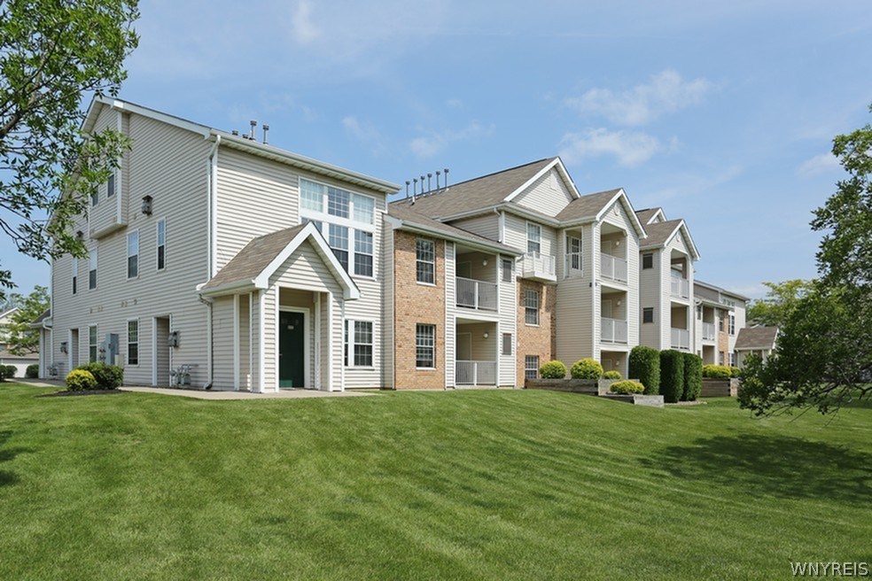 photo QMnwfYVUBPV4KIJ5a105ndI4: 25 Spring Meadow Drive C-PLAN, Amherst NY 14221